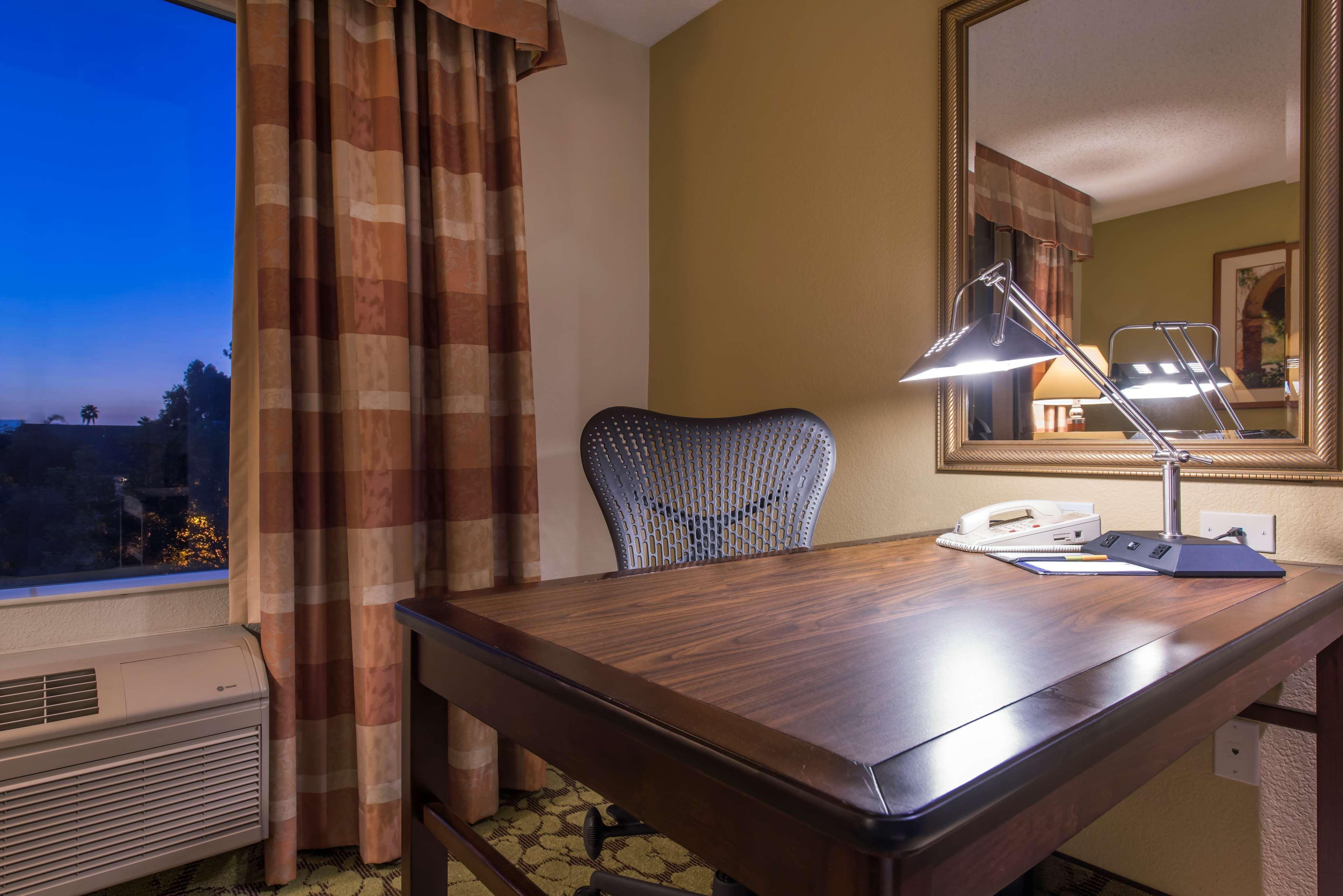 Hilton Garden Inn Arcadia/Pasadena Area Ngoại thất bức ảnh